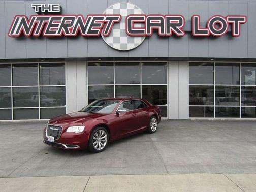 Photo 1 of 46 of 2018 Chrysler 300 Touring
