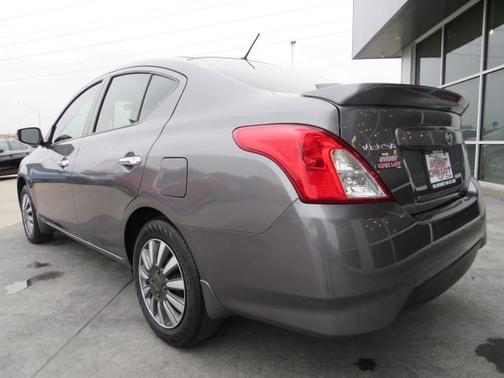 2017 Nissan Versa 1.6 SV