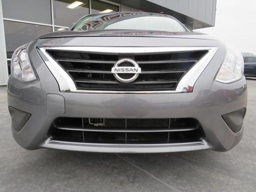 2017 Nissan Versa 1.6 SV