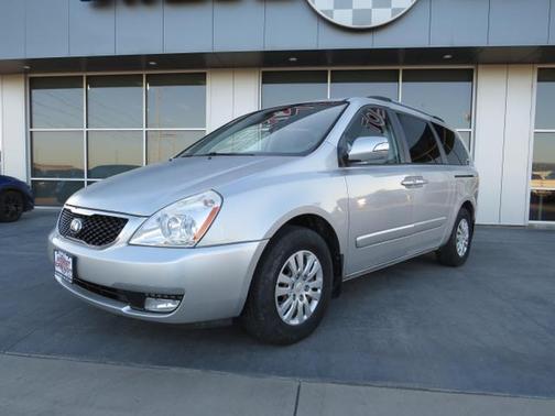2014 Kia Sedona LX