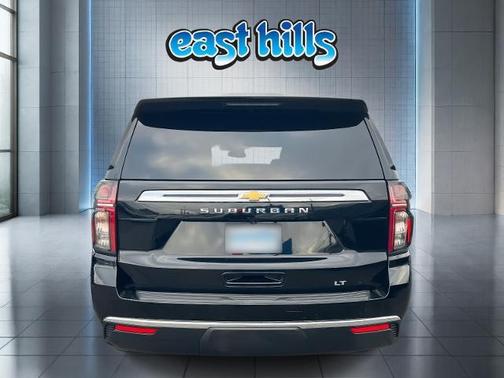 2024 Chevrolet Suburban LT