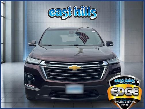 Black Cherry Metallic 2023 Chevrolet Traverse LT Cloth