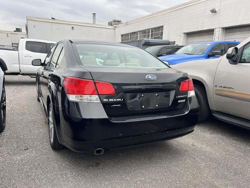 2013 Subaru Legacy 2.5i Premium