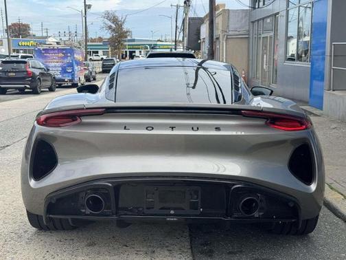 2024 Lotus Emira First Edition