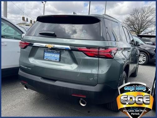2022 Chevrolet Traverse LT Cloth