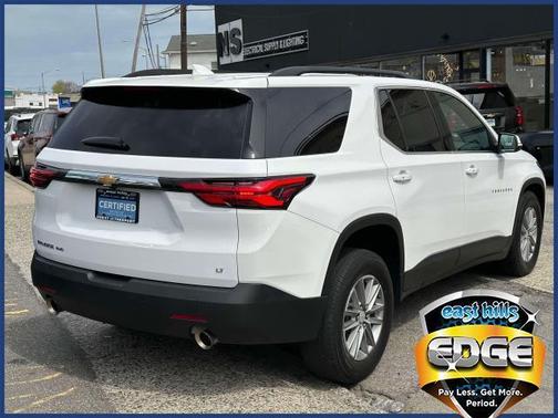 2022 Chevrolet Traverse LT Leather