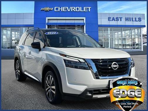 2022 Nissan Pathfinder Platinum