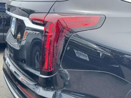 Stellar Black Metallic 2024 Cadillac XT6 Luxury AWD