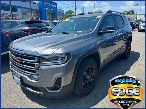 2022 GMC Acadia AT4