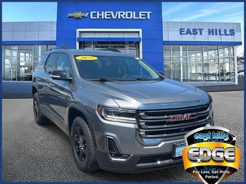 2022 GMC Acadia AT4