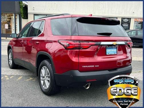 2022 Chevrolet Traverse LT Cloth