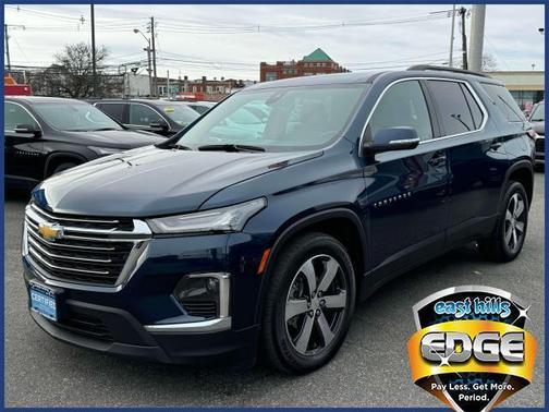 2022 Chevrolet Traverse LT Leather