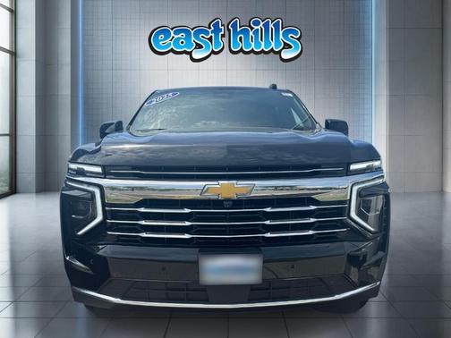 Black 2025 Chevrolet Suburban LT