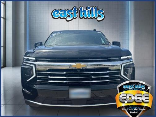 Black 2025 Chevrolet Suburban LT