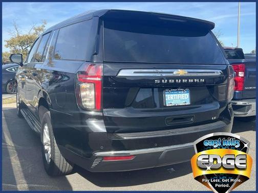 2022 Chevrolet Suburban LT