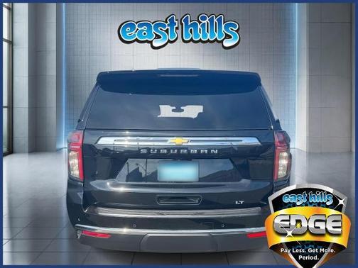 2022 Chevrolet Suburban LT