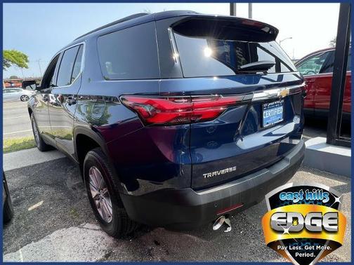 2022 Chevrolet Traverse LT Cloth