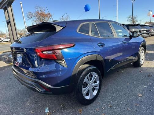 2024 Chevrolet Trax LS