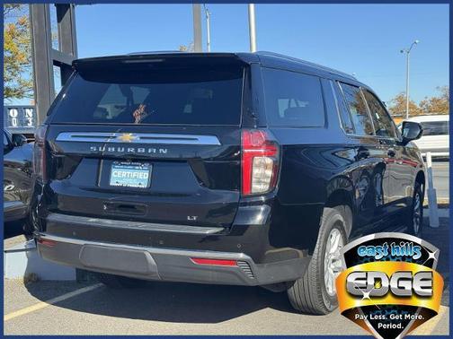 2023 Chevrolet Suburban LT