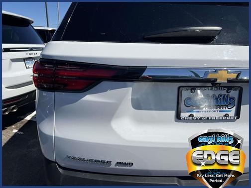 Summit White 2022 Chevrolet Traverse LS