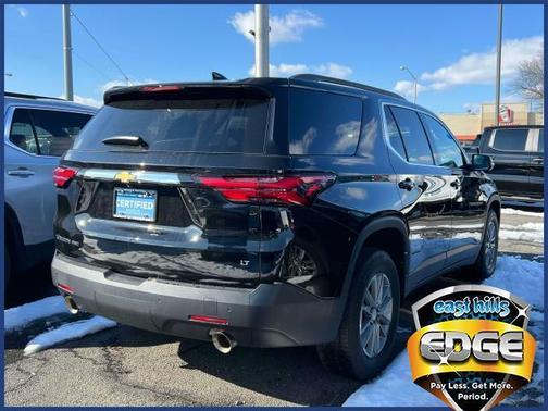 2023 Chevrolet Traverse LT Leather