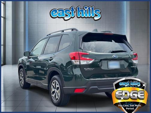 Cascade Green Silica 2023 Subaru Forester Premium