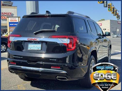 2023 GMC Acadia Denali