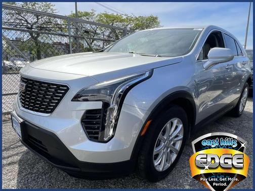 2022 Cadillac XT4 Luxury