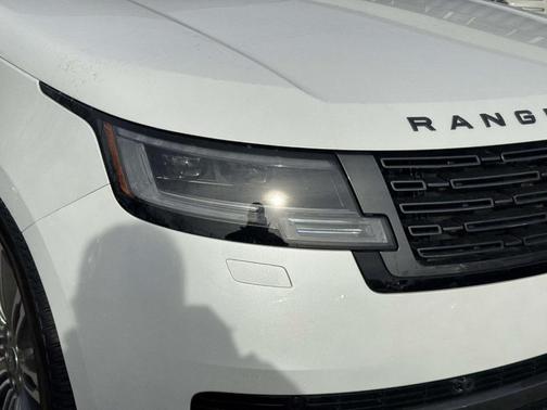 2023 Land Rover Range Rover P400 SE