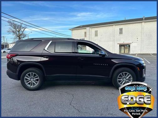 2022 Chevrolet Traverse LT Cloth