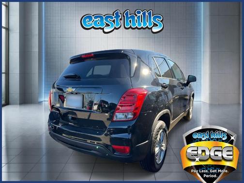 2022 Chevrolet Trax LS