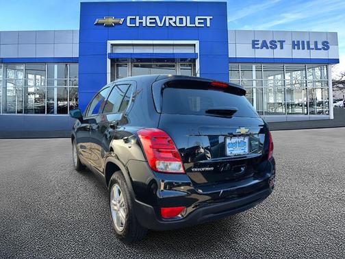 2022 Chevrolet Trax LS