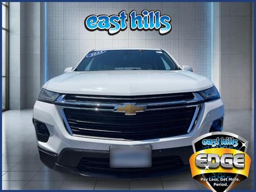 Summit White 2023 Chevrolet Traverse LS