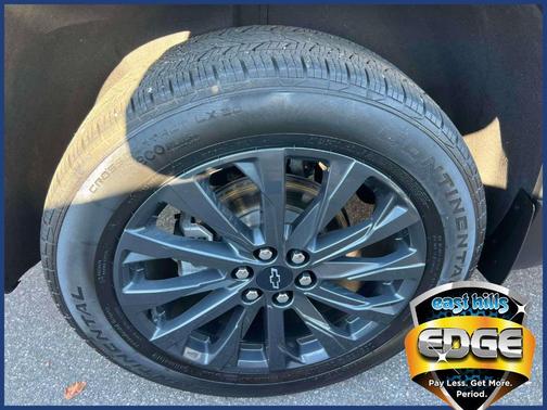 Sterling Gray Metallic 2023 Chevrolet Traverse RS