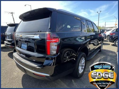 2023 Chevrolet Suburban LT
