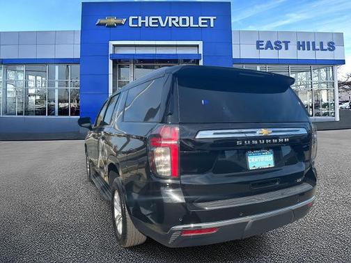 2024 Chevrolet Suburban LT