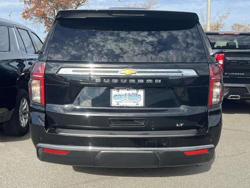 2024 Chevrolet Suburban LT