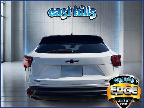 Summit White 2024 Chevrolet Trax 1RS