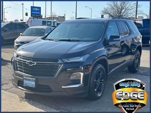 2022 Chevrolet Traverse LT Cloth
