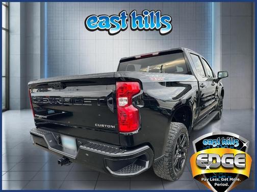 2022 Chevrolet Silverado 1500 Custom Trail Boss