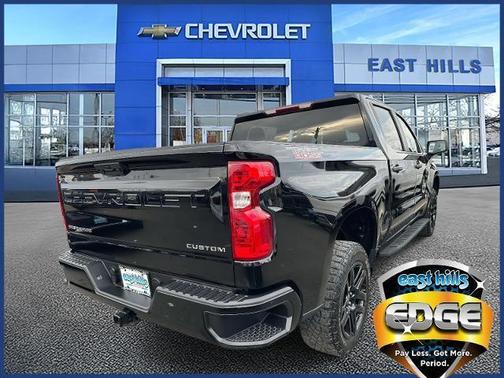 2022 Chevrolet Silverado 1500 Custom Trail Boss