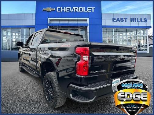 2022 Chevrolet Silverado 1500 Custom Trail Boss