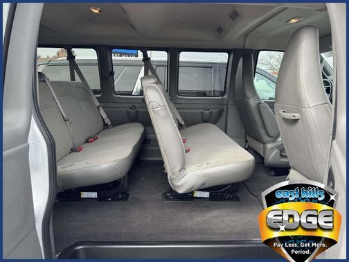 2025 Chevrolet Express 3500 LT