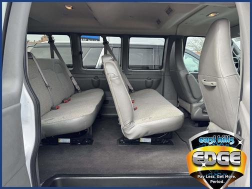 2025 Chevrolet Express 3500 LT