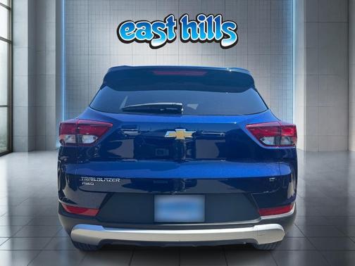 Blue Glow Metallic 2023 Chevrolet Trailblazer LT