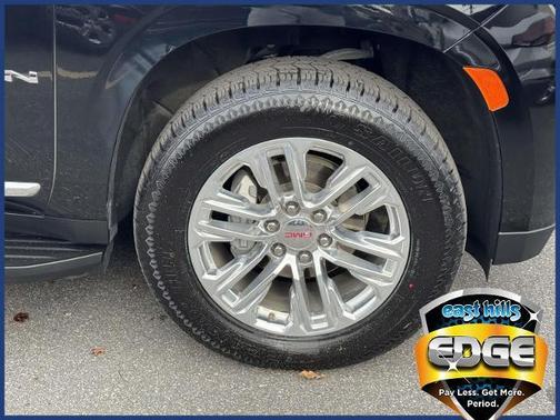 2024 GMC Yukon XL SLT