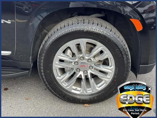 2024 GMC Yukon XL SLT