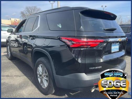 2022 Chevrolet Traverse LT Cloth