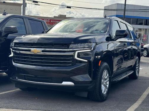 2024 Chevrolet Suburban LT
