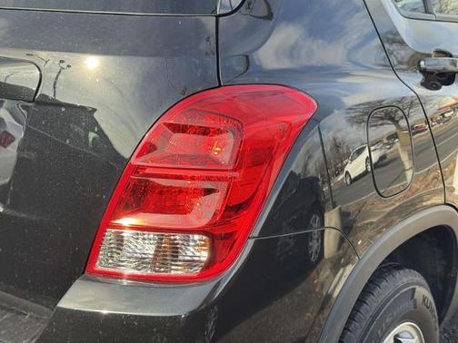 2022 Chevrolet Trax LS